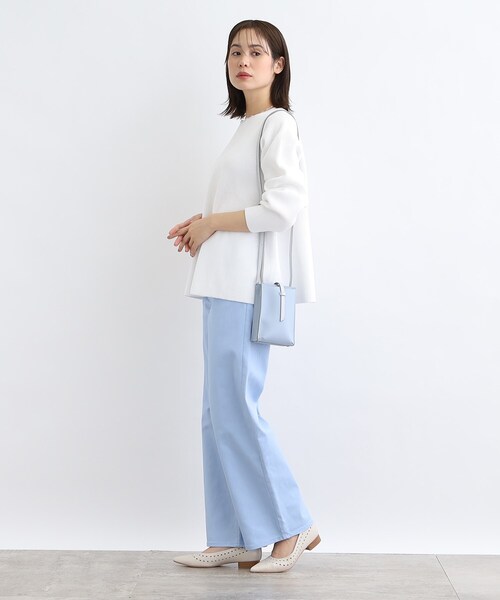 INDIVI(インディヴィ)の「◆【合皮】バイカラースマホポシェット(ショルダーバッグ・レディース・ブルー系9/ブラック系4/ベージュ系4・00)」の17枚目の写真