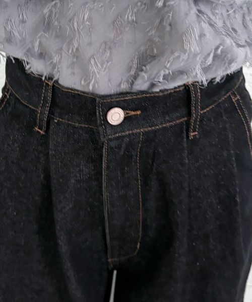 EPIMI E'PIMMY（エピミエピミー）の「ツータックバギーデニムパンツ（デニムパンツ・レディース・ブラック/ブルー/グレー・SMALL/MEDIUM）」の7枚目の写真