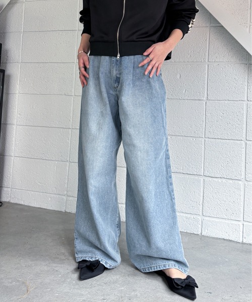 EPIMI E'PIMMY（エピミエピミー）の「ツータックバギーデニムパンツ（デニムパンツ・レディース・ブラック/ブルー/グレー・SMALL/MEDIUM）」の12枚目の写真