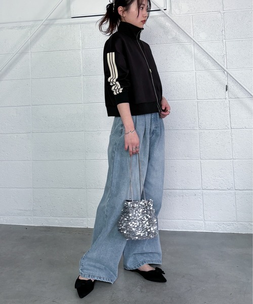 EPIMI E'PIMMY（エピミエピミー）の「ツータックバギーデニムパンツ（デニムパンツ・レディース・ブラック/ブルー/グレー・SMALL/MEDIUM）」の11枚目の写真