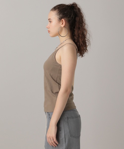 FOREVER 21（フォーエバー トゥエンティーワン）の「【2024SS】カップ付きキャミソール（キャミソール・レディース・ブラウン/アイボリー/ブラック・SMALL/MEDIUM）」の13枚目の写真