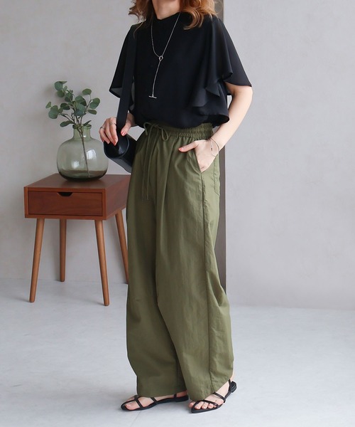 Social GIRL（ソーシャルガール）の「ナイロンカーブパンツ（その他パンツ・レディース・カーキ/ブラック/チャコール・M）」の7枚目の写真