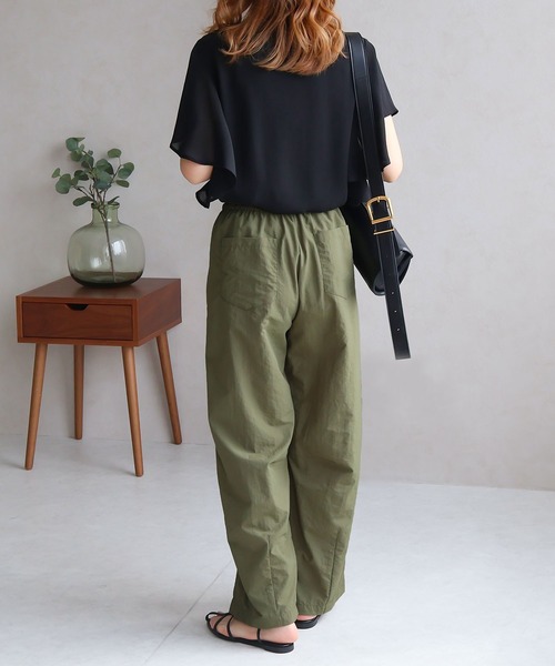 Social GIRL（ソーシャルガール）の「ナイロンカーブパンツ（その他パンツ・レディース・カーキ/ブラック/チャコール・M）」の8枚目の写真