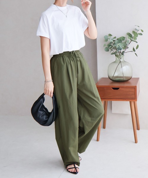 Social GIRL（ソーシャルガール）の「ナイロンカーブパンツ（その他パンツ・レディース・カーキ/ブラック/チャコール・M）」の14枚目の写真