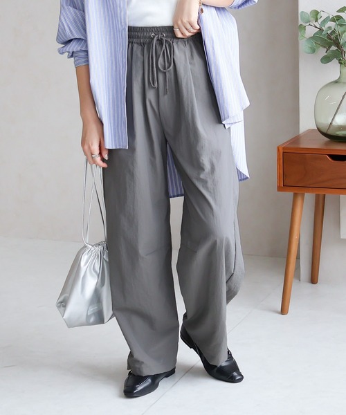 Social GIRL（ソーシャルガール）の「ナイロンカーブパンツ（その他パンツ・レディース・カーキ/ブラック/チャコール・M）」の18枚目の写真