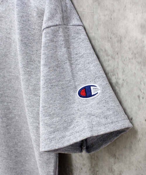 Champion（チャンピオン）の「Champion チャンピオン ロゴ 半袖Tシャツ（Tシャツ/カットソー・キッズ・ブラック/ホワイト/ネイビー/グレー/ダークグリーン・M/L/S/XL）」の3枚目の写真