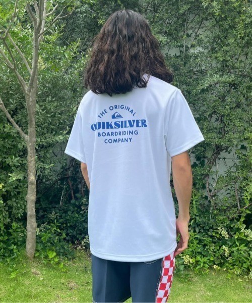 Quiksilver(クイックシルバー)の「TRADE SMITH ST/クイックシルバーバックプリンTI半袖Tシャツ(Tシャツ/カットソー・メンズ・ホワイト/ネイビー/イエロー/チャコールグレー・LARGE/MEDIUM/X-LARGE)」の5枚目の写真