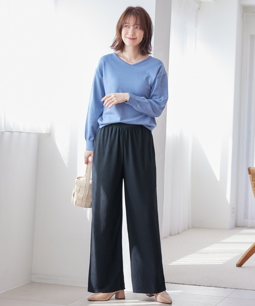 Viola e Viola(ヴィオラエヴィオラ)の「楽ちんきれいセミワイドパンツ(その他パンツ・レディース・カーキ/ブラック/ネイビー/モカ/グレイッシュブルー/テラコッタ・M/L/LL/3L/4L/5L)」の15枚目の写真
