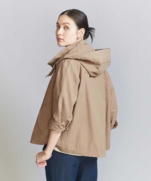 BEAUTY&YOUTH UNITED ARROWS（ビューティーアンドユースユナイテッドアローズ）の「グログランフード マウンテンパーカー -2WAY/撥水加工-（マウンテンパーカー・レディース・ベージュ/ネイビー/オフホワイト・XS/S/L/M）」の6枚目の写真