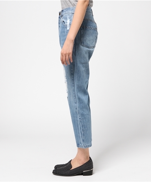 mystic(ミスティック)の「【mystic】ダメージデニムテーパード(デニムパンツ・レディース・ネイビー/ブルー・2/1)」の4枚目の写真