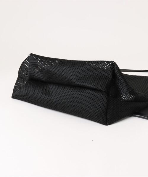 ADAM PATEK(アダムパテック)の「《ADAM PATEK》 mesh shoulder bag/メッシュショルダーバッグ(ショルダーバッグ・メンズ・ブラック・FREE)」の3枚目の写真