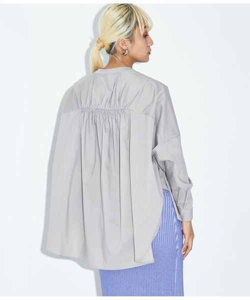 Settimissimo（セッティミッシモ）の「スパンバック ギャザ-デザイン ブラウス シャツ 長袖（シャツ/ブラウス・レディース・ホワイト×ブラック/グレー・FREE）」の11枚目の写真