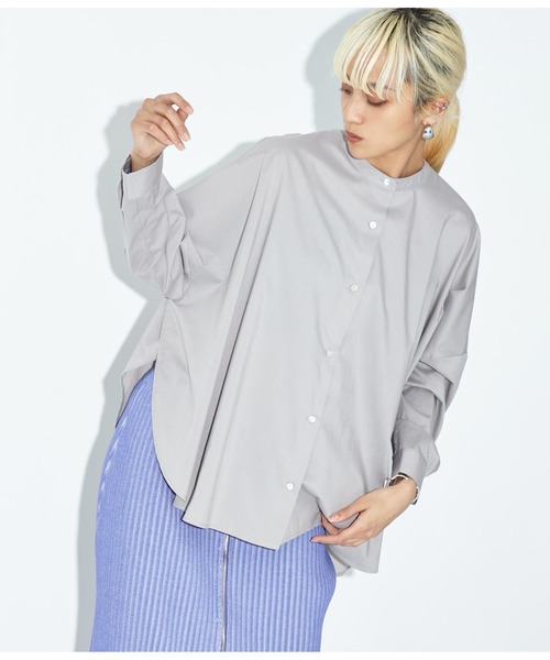 Settimissimo（セッティミッシモ）の「スパンバック ギャザ-デザイン ブラウス シャツ 長袖（シャツ/ブラウス・レディース・ホワイト×ブラック/グレー・FREE）」の10枚目の写真