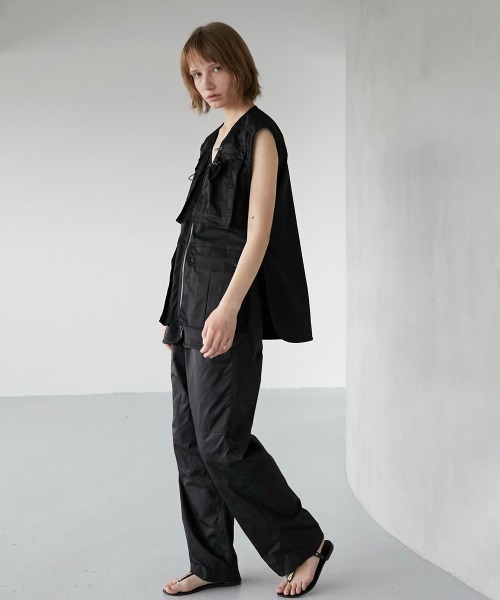 完売品【LA PEAU DE GEM】フィッシャーポケットベスト LA PEAU DE GEM（ラポドゥジェム）の「【LA PEAU DE GEM