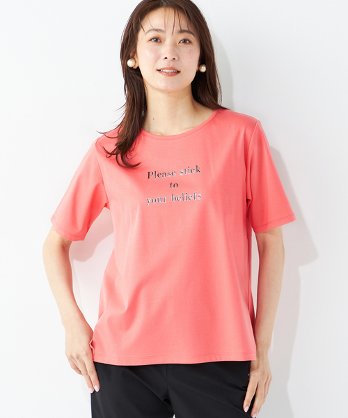A/C DESIGN BY ALPHA CUBIC(エーシーデザインバイアルファキュービック)の「【接触冷感】ロゴプリントTシャツ(Tシャツ/カットソー・レディース・オフホワイト/ライトグレー/レッド・M/L)」の3枚目の写真