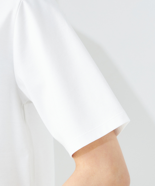 A/C DESIGN BY ALPHA CUBIC(エーシーデザインバイアルファキュービック)の「【接触冷感】ロゴプリントTシャツ(Tシャツ/カットソー・レディース・オフホワイト/ライトグレー/レッド・M/L)」の7枚目の写真