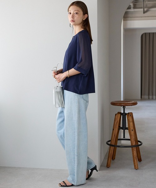 RIRIYANO(リリヤーノ)の「アクセサリー付き袖シアーポンチブラウス(ビジネスシャツ・レディース・ベージュ/ネイビー/アイボリー・SMALL/X-LARGE/LARGE/MEDIUM/XX-LARGE)」の13枚目の写真