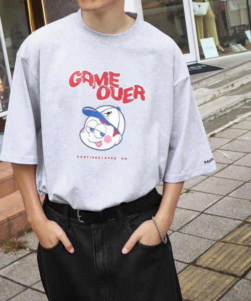 KANGOL（カンゴール）の「【KANGOL】 別注 コラボ 90s イラストプリント オーバーサイズ 半袖 Tシャツ BOY ＆ GIRL（Tシャツ/カットソー・レディース・ブラック系/オートミール/ホワイト系/ブラック/ブルー系/アイボリー系/ブルー/ホワイト・LARGE/MEDIUM/X-LARGE）」の5枚目の写真