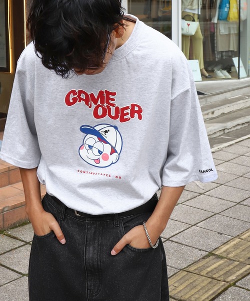 KANGOL（カンゴール）の「【KANGOL】 別注 コラボ 90s イラストプリント オーバーサイズ 半袖 Tシャツ BOY ＆ GIRL（Tシャツ/カットソー・レディース・ブラック系/オートミール/ホワイト系/ブラック/ブルー系/アイボリー系/ブルー/ホワイト・LARGE/MEDIUM/X-LARGE）」の16枚目の写真