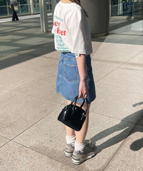 WEGO（ウィゴー）の「WEGO/ヴィンテージライクグラフィックTシャツ（Tシャツ/カットソー・レディース・ホワイト系その他/スミクロ/ブルー/ホワイト・FREE）」の7枚目の写真