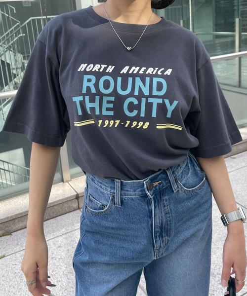 WEGO（ウィゴー）の「WEGO/ヴィンテージライクグラフィックTシャツ（Tシャツ/カットソー・レディース・ホワイト系その他/スミクロ/ブルー/ホワイト・FREE）」の16枚目の写真