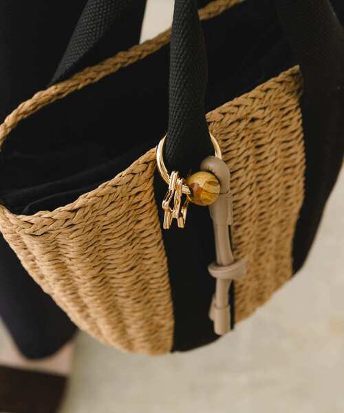 RODE SKO(ロデスコ)の「『別注』Hashibami×RODESKO レザーチャーム(キーホルダー・レディース・ベージュ/ブラック/オフホワイト・ONE)」の11枚目の写真