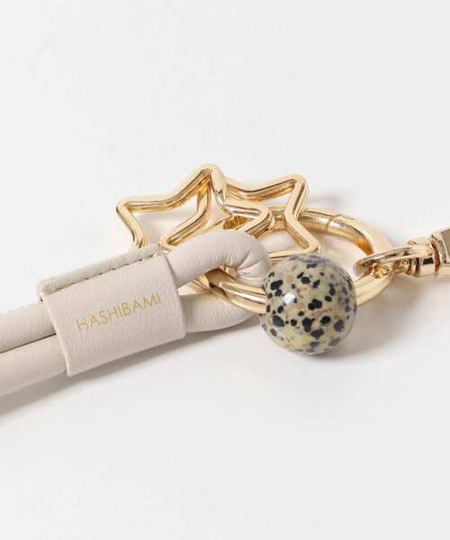 RODE SKO(ロデスコ)の「『別注』Hashibami×RODESKO レザーチャーム(キーホルダー・レディース・ベージュ/ブラック/オフホワイト・ONE)」の21枚目の写真