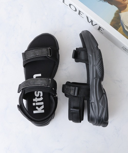 kitson（キットソン）の「kitson キラキラ ダブルベルト 厚底サンダル（サンダル・レディース・ブラック系その他/グレー/ベージュ/ラベンダー・S/M/L/LL）」の2枚目の写真