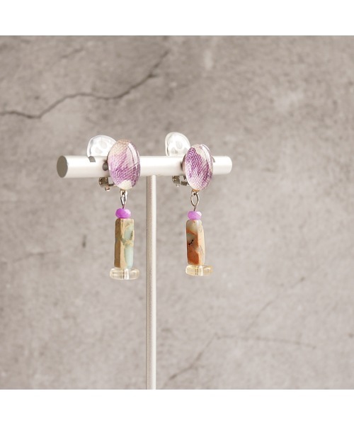 tone(トーン)の「【joesstyle】*Glass Earrings*ファブリック×ストーンの小さなイヤリング(MA)(イヤリング・レディース・マルチ・FREE)」の6枚目の写真