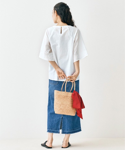 and myera(アンド マイラ)の「and myera 台形のデニムスカート(デニムスカート・レディース・ブルー・MEDIUM/LARGE/X-LARGE/SMALL)」の9枚目の写真