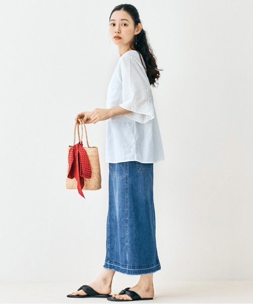 and myera(アンド マイラ)の「and myera 台形のデニムスカート(デニムスカート・レディース・ブルー・MEDIUM/LARGE/X-LARGE/SMALL)」の8枚目の写真