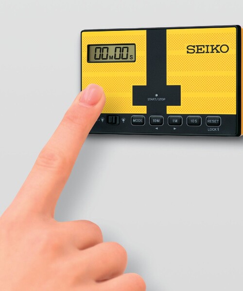 SEIKO(セイコー)の「【ビームスの百名品】SEIKO / SPORTS TIMER CLOCK TOUCH PLATE 競泳 ミニスポーツタイマー(掛け時計・メンズ・イエロー・ONE SIZE)」の10枚目の写真