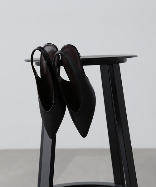 N.（N. Natural Beauty Basic）（エヌエヌナチュラルビューティーベーシック）の「◆ポインテッドバックストラップパンプス（パンプス・レディース・ゴールド/ブラック・22.5/23.5/24.5）」の6枚目の写真