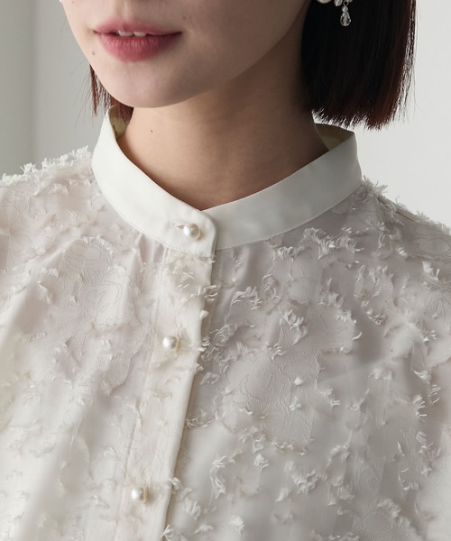 BONLECILL noir（ボンルシールノワール）の「【BONLECILL noir】2way フリンジジャガードパールボタン クレリックブラウス（シャツ/ブラウス・レディース・アイボリー/ブラック・FREE）」の22枚目の写真