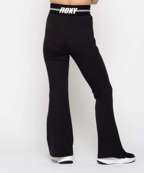 ROXY（ロキシー）の「JAZZY FLARE PANTS/ロキシーフレアパンツ（その他パンツ・レディース・ブラック/グレー/ピンク・MEDIUM/SMALL/LARGE）」の2枚目の写真