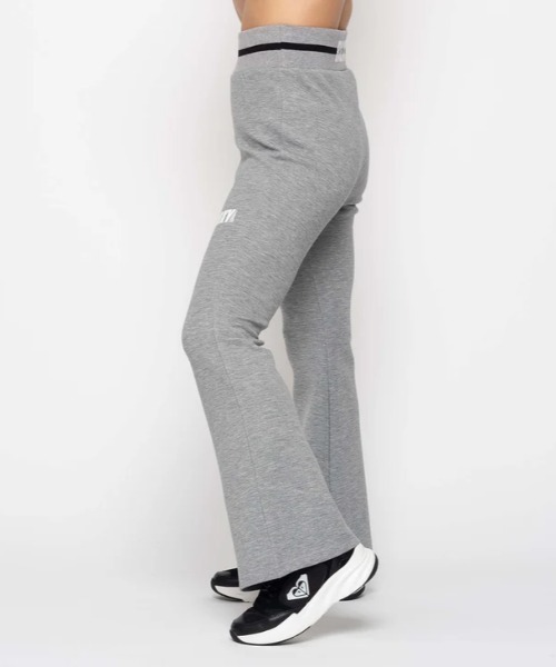 ROXY（ロキシー）の「JAZZY FLARE PANTS/ロキシーフレアパンツ（その他パンツ・レディース・ブラック/グレー/ピンク・MEDIUM/SMALL/LARGE）」の4枚目の写真