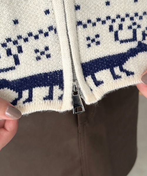 CLEA(クレア)の「ノルディックカウチンジップニットカーディガン(ニット/セーター・レディース・レッド/アイボリー/ブルー・FREE)」の10枚目の写真