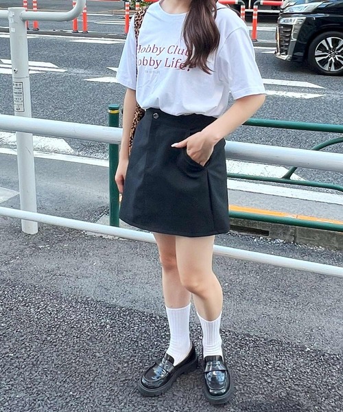 frunco(フランコ)の「マットレザー台形ミニスカート(スカート・レディース・ブラック/グレー/ブラウン・MEDIUM)」の16枚目の写真