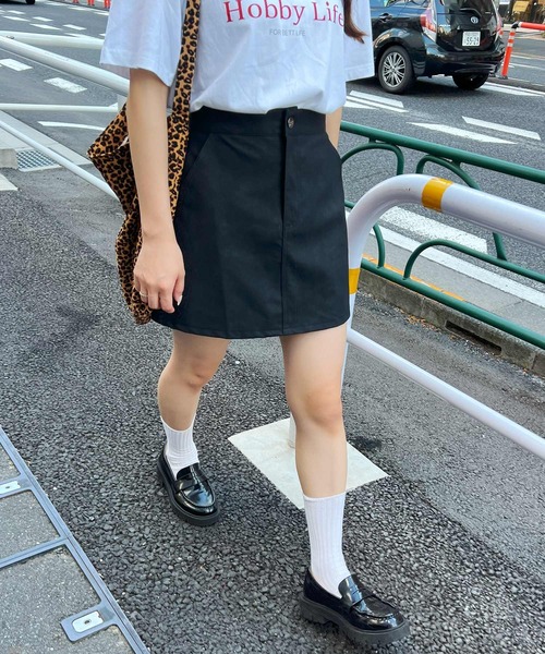 frunco(フランコ)の「マットレザー台形ミニスカート(スカート・レディース・ブラック/グレー/ブラウン・MEDIUM)」の12枚目の写真