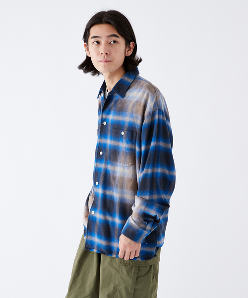 B.C STOCK(ベーセーストック)の「OMBRE DAMAGE シャツ(シャツ/ブラウス・メンズ・ブルー系その他/レッド/ブラック/ブラック系その他・LARGE/MEDIUM)」の12枚目の写真