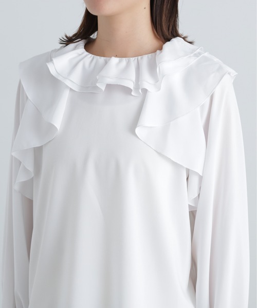 N.(N. Natural Beauty Basic)(エヌエヌナチュラルビューティーベーシック)の「ダブルフリルカラーブラウス(シャツ/ブラウス・レディース・オフホワイト/ブルー・MEDIUM)」の15枚目の写真
