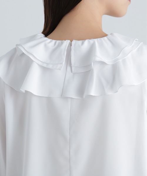 N.(N. Natural Beauty Basic)(エヌエヌナチュラルビューティーベーシック)の「ダブルフリルカラーブラウス(シャツ/ブラウス・レディース・オフホワイト/ブルー・MEDIUM)」の16枚目の写真