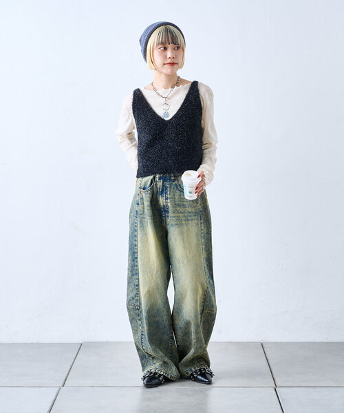 w closet（ダブルクローゼット）の「ベロアシアーカットソー（Tシャツ/カットソー・レディース・アイボリー/ブラック/ネイビー・FREE）」の6枚目の写真