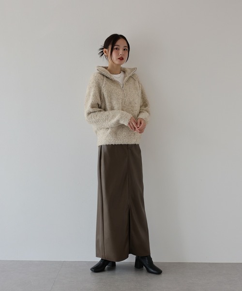 J by blue(ジェイバイブルー)の「ハーフジップブークレニット(ニット/セーター・レディース・ブラウン/アイボリー/ベージュ/ボルドー・MEDIUM)」の8枚目の写真