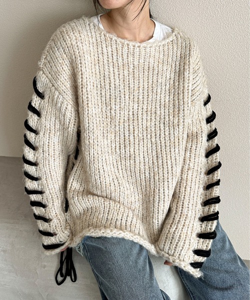 feepur（フェピュール）の「【ハンドウォッシャブル】レースアップオーバーニット（ニット/セーター・レディース・アイボリー/ブラック/グレー・MEDIUM）」の8枚目の写真