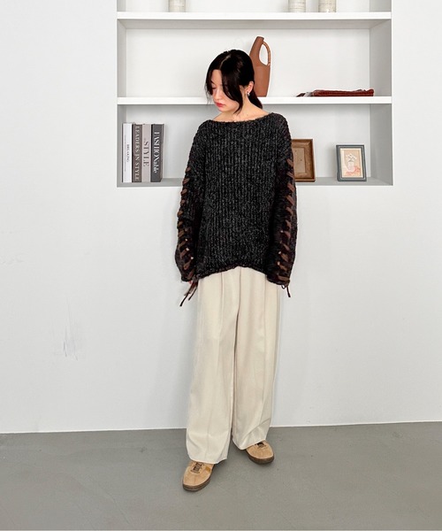 feepur（フェピュール）の「【ハンドウォッシャブル】レースアップオーバーニット（ニット/セーター・レディース・アイボリー/ブラック/グレー・MEDIUM）」の15枚目の写真