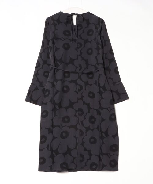 marimekko(マリメッコ)の「Lahjat Unikko / dress(ワンピース・レディース・ブラック・36/34/38)」の4枚目の写真