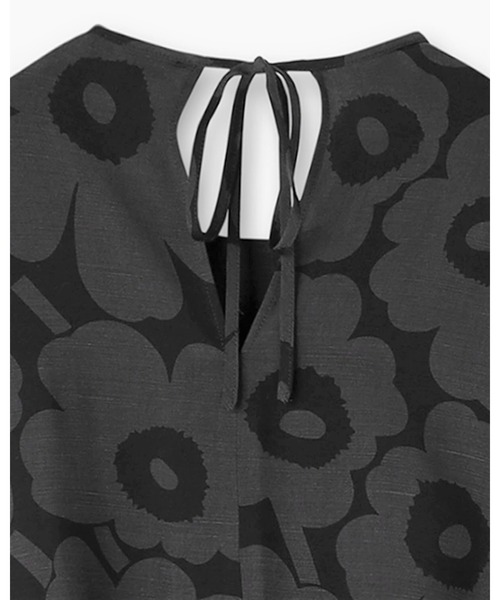 marimekko(マリメッコ)の「Lahjat Unikko / dress(ワンピース・レディース・ブラック・36/34/38)」の6枚目の写真