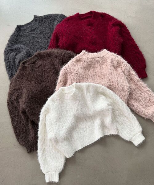 MAJESTIC LEGON（マジェスティックレゴン）の「ふわふわケーブルニット（ニット/セーター・レディース・ピンク/ボルドー/モカ/チャコールグレー/アイボリー・MEDIUM）」の2枚目の写真