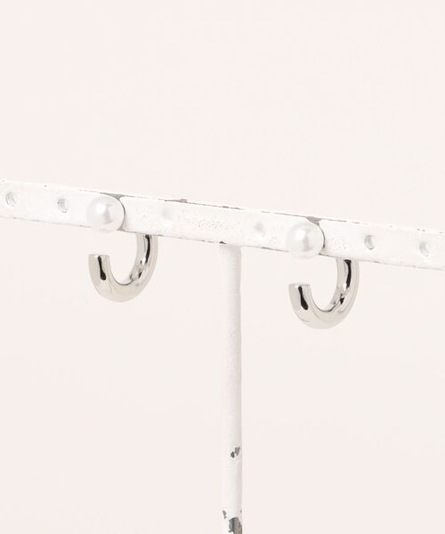 Burner(バーナー)の「【OKUOKU 0909】パールモチーフ フープピアス 両耳用 oku-pierce-718572688896-8 Yy【RBTS】(ピアス(両耳用)・レディース・シルバー/ゴールド・FREE)」の3枚目の写真